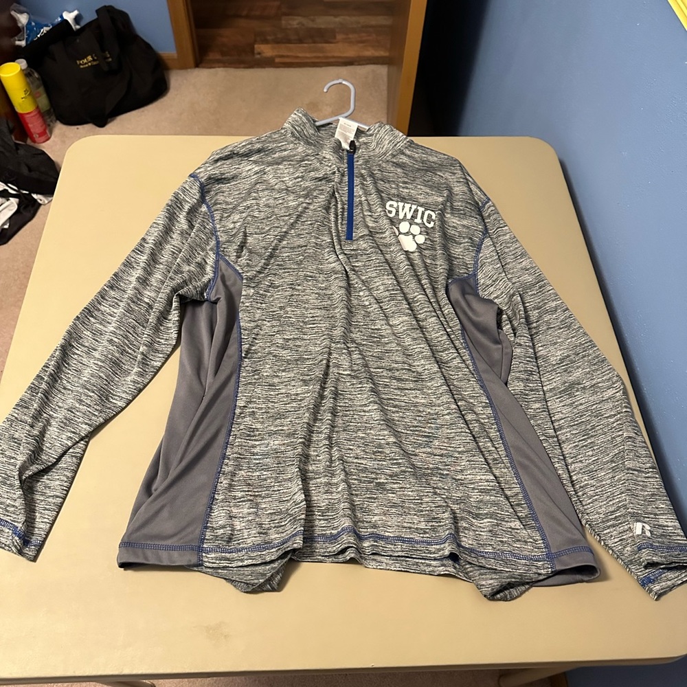 Russell SWIC quarter-zip collared pullover